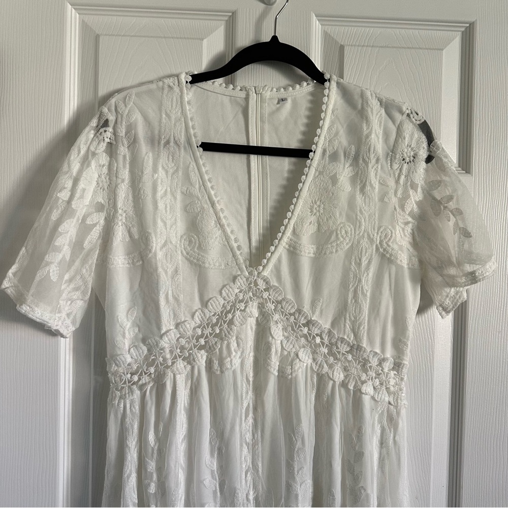 Fairsweety V-Neck Lace Maxi Wedding Dress - Size Large - Picture 4 of 12
